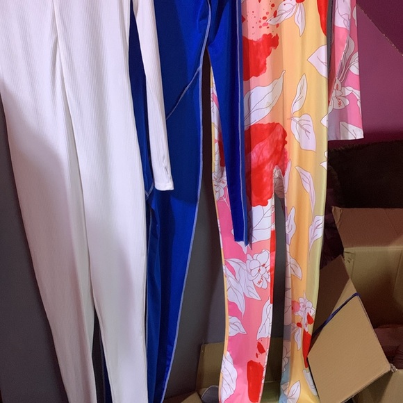 Bodysuits - Picture 4 of 10